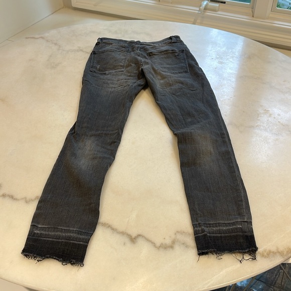 DL1961 FARROW INSTASLIM RAW HEM SKINNY JEAN IN WHITNEY. 25 - Picture 8 of 9